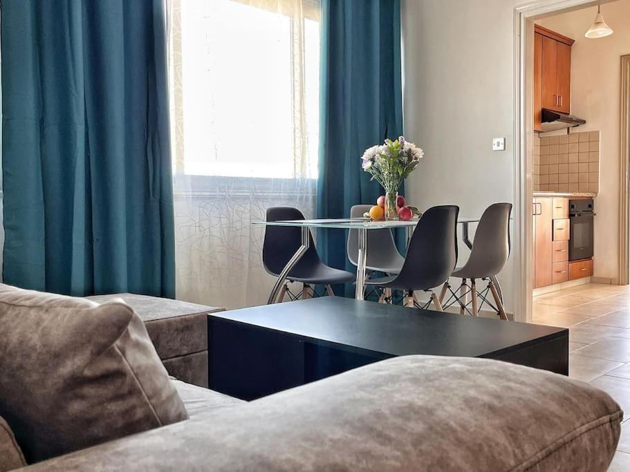 Teo Apartment Paphos 外观 照片