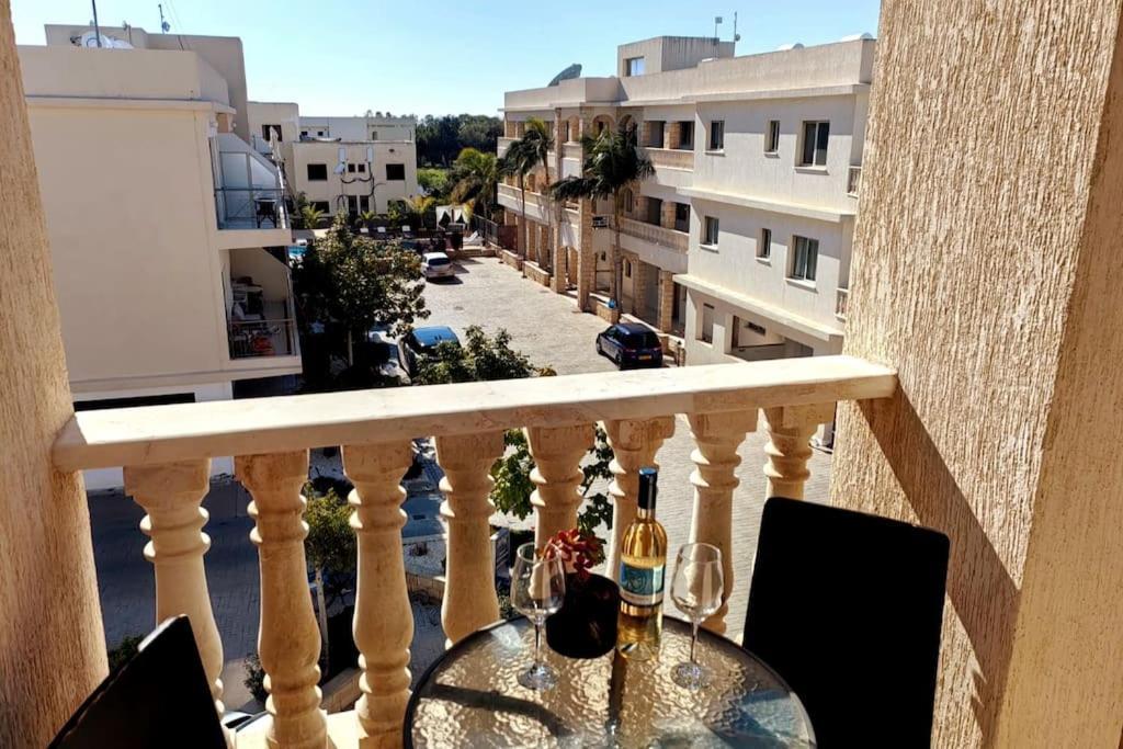 Teo Apartment Paphos 外观 照片