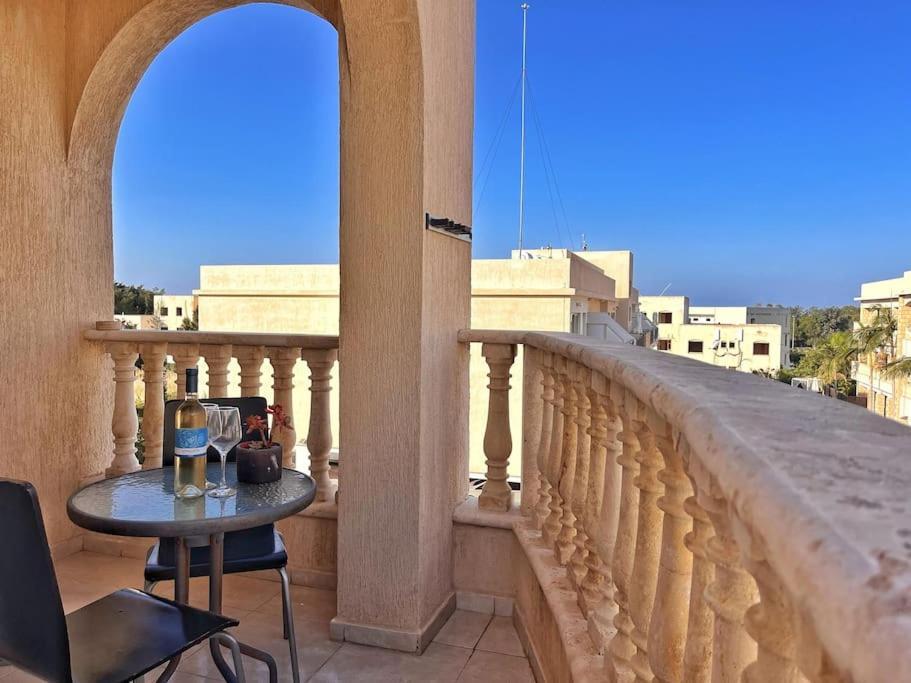 Teo Apartment Paphos 外观 照片