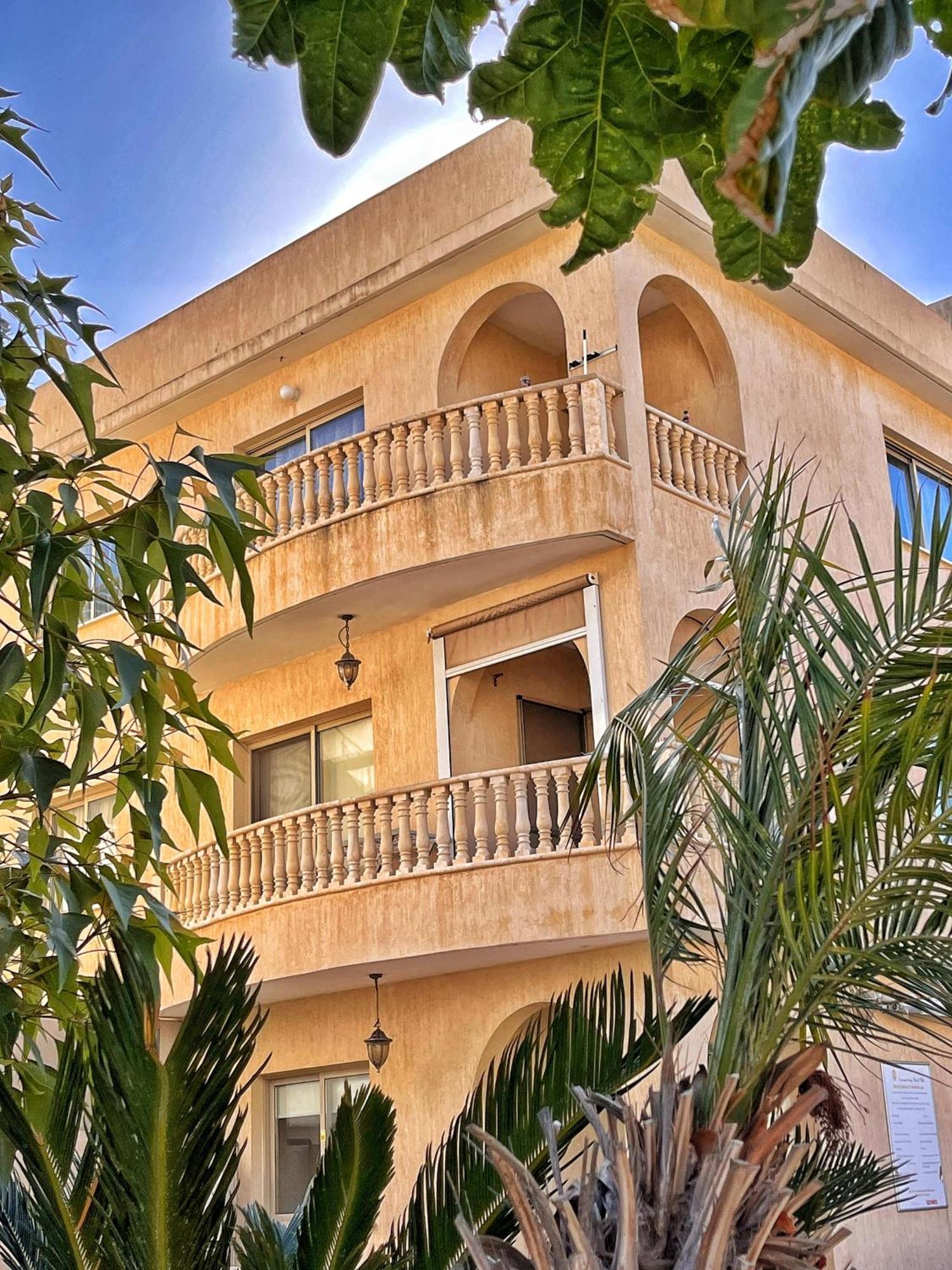 Teo Apartment Paphos 外观 照片